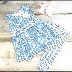 Short sleeve, capri style pant set